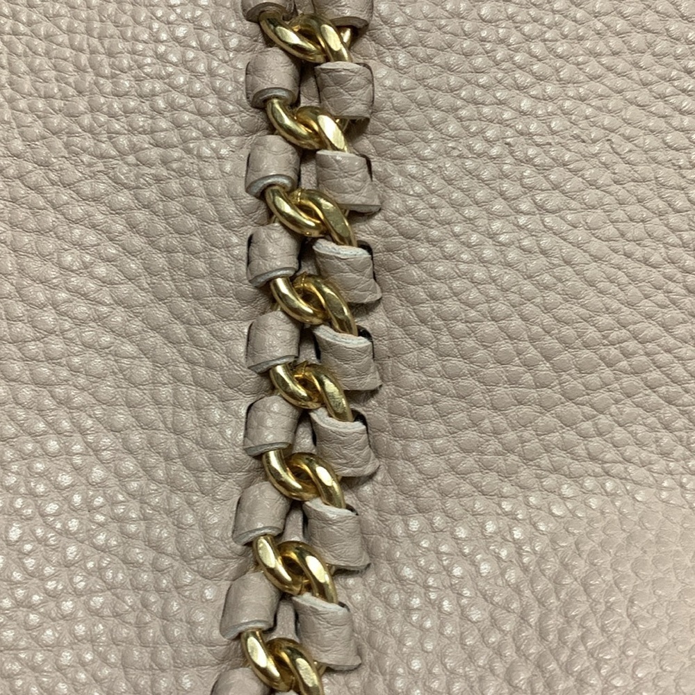 Badgley Mischka Decorative Chain Tote - Picture 3 of 12
